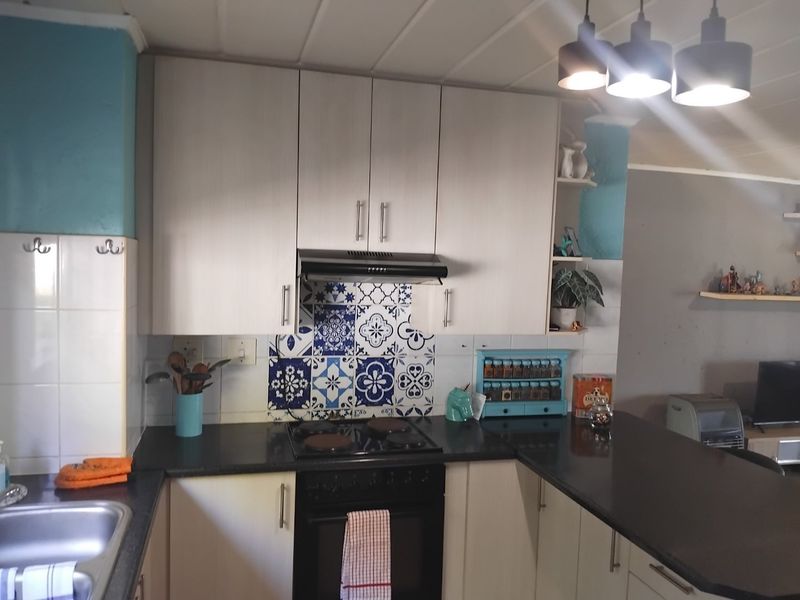 Garden Living with Comfort & Security! - Photo 9