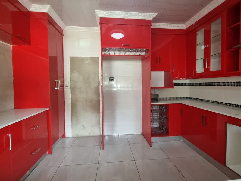 4-Bedroom Family Home with Stable Rental Income - Photo 2