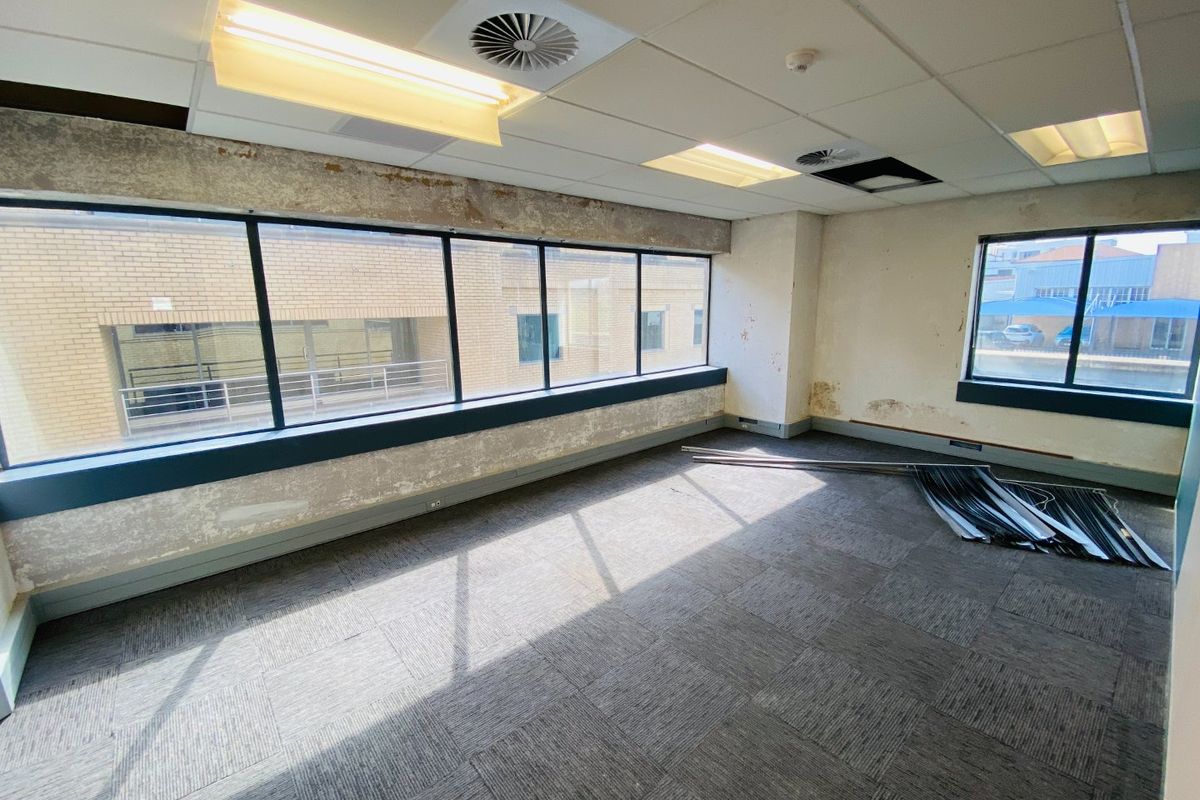 Amazing Location In The Heart Of Brooklyn - Photo 2