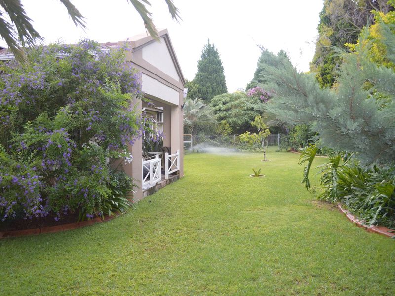 Immaculate Off-the-Grid Family Home in Prestigious Wilkoppies - Photo 9