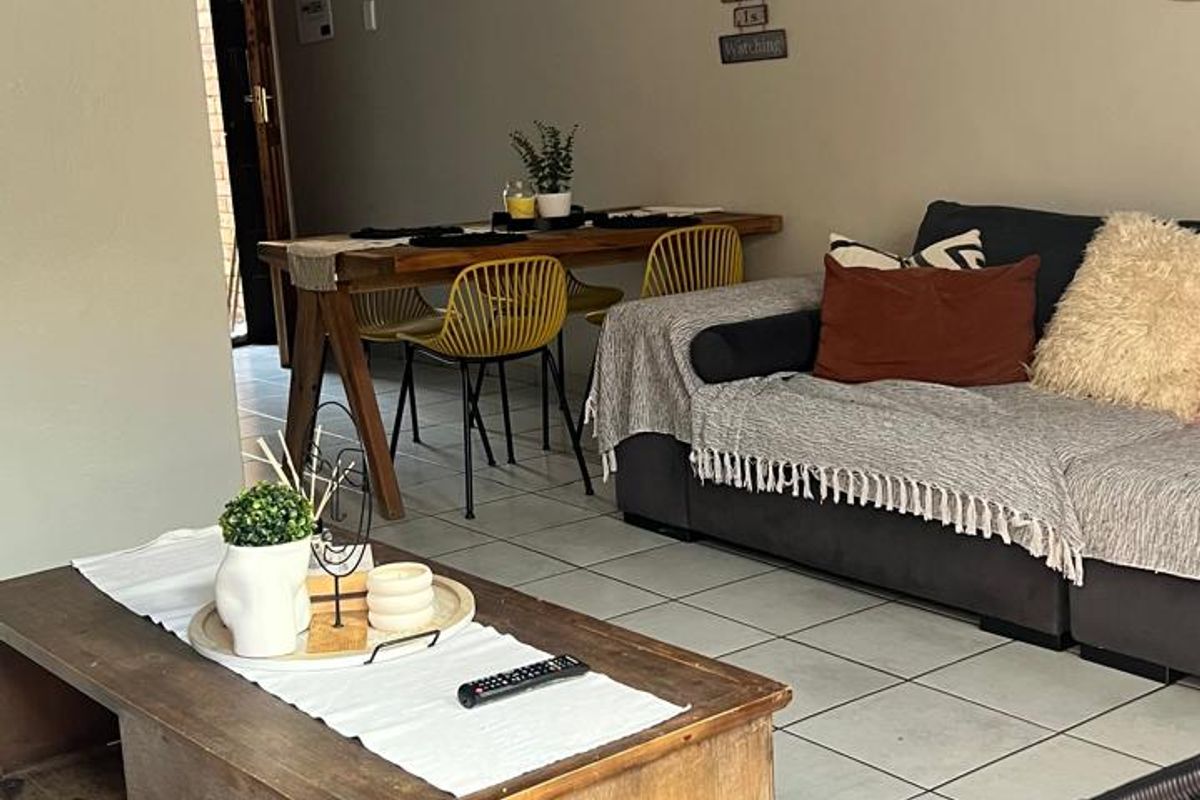 2 Bedroom double storey Apartment for sale - Photo 2