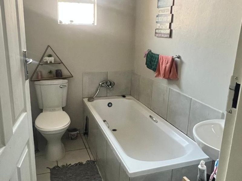 2 Bedroom double storey Apartment for sale - Photo 10