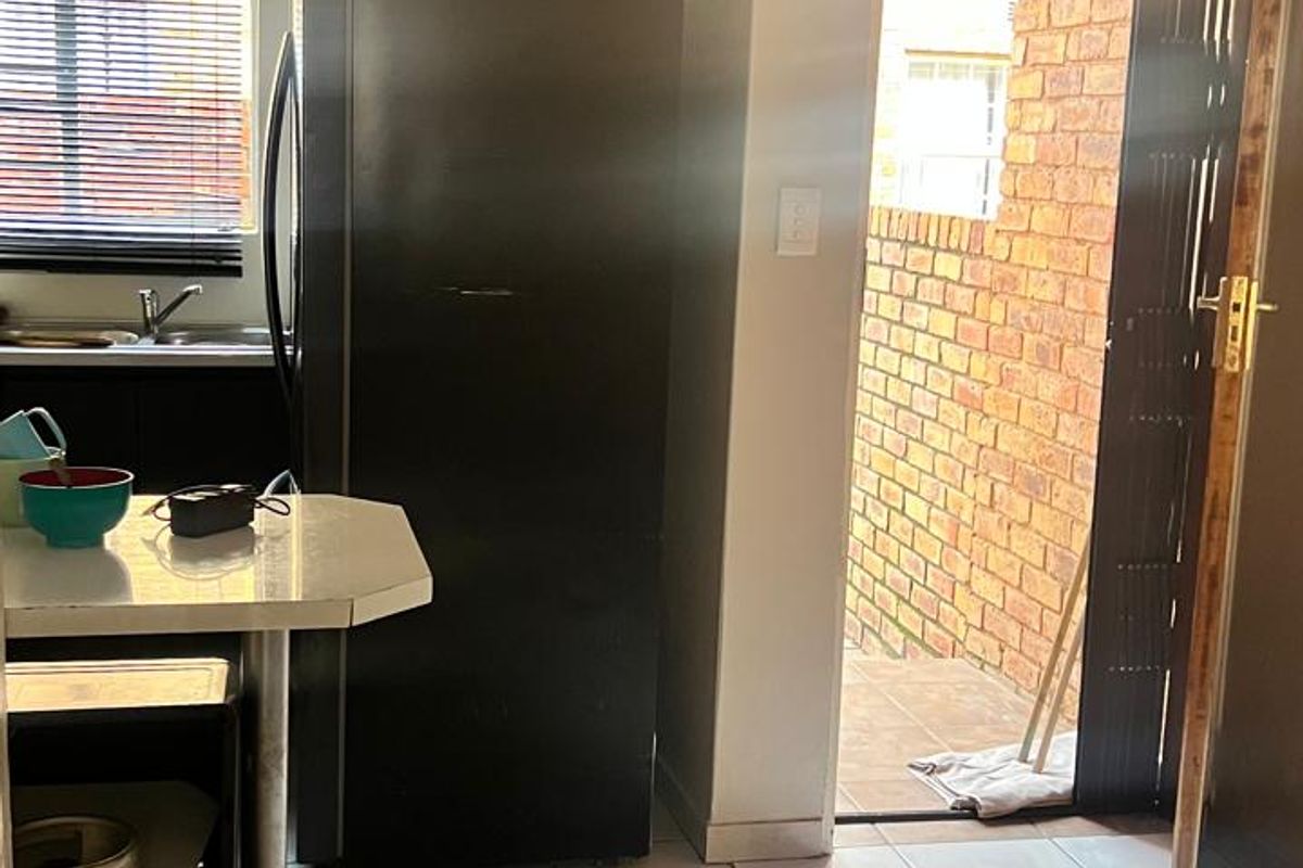 2 Bedroom double storey Apartment for sale - Photo 4