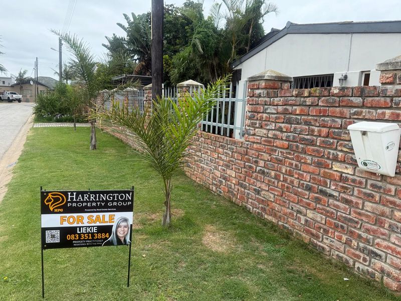 5 Bed Family Home for sale in Retief  - Photo 3