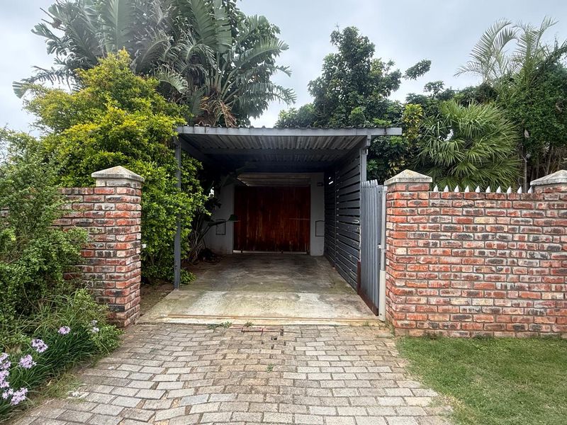 5 Bed Family Home for sale in Retief  - Photo 9