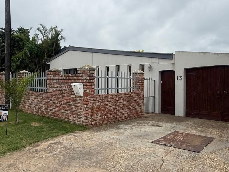 5 Bed Family Home for sale in Retief  - Photo 5