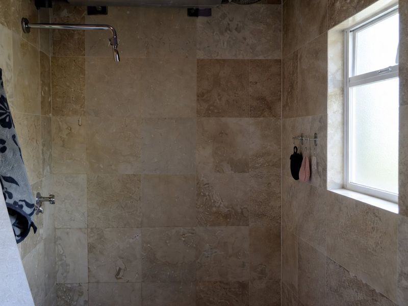 Unique 2-Bedroom Apartment in Vibrant Village Setting - Photo 6