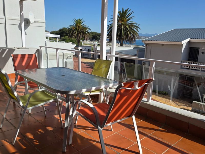 Security Complex... Beautiful Sea View... Swimming Beach at your Doorstep !!! - Photo 2