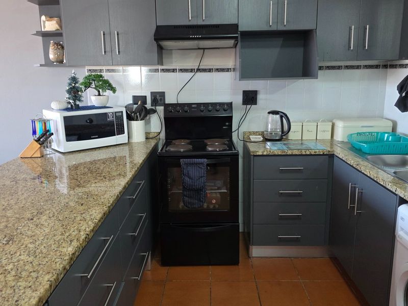 Security Complex... Beautiful Sea View... Swimming Beach at your Doorstep !!! - Photo 7