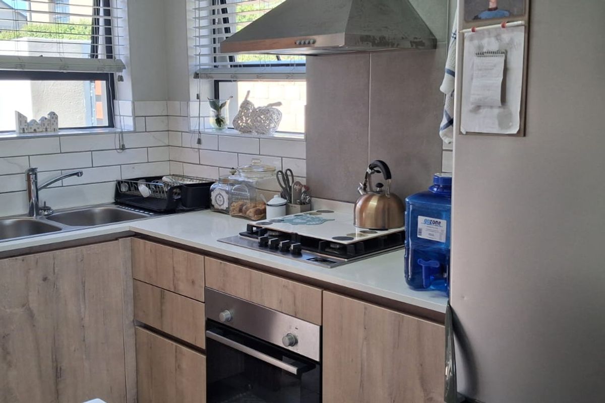 Prime 3 bedroomed home in the Hartland Estate - Photo 4