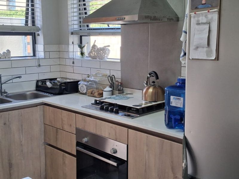 Prime 3 bedroomed home in the Hartland Estate - Photo 4