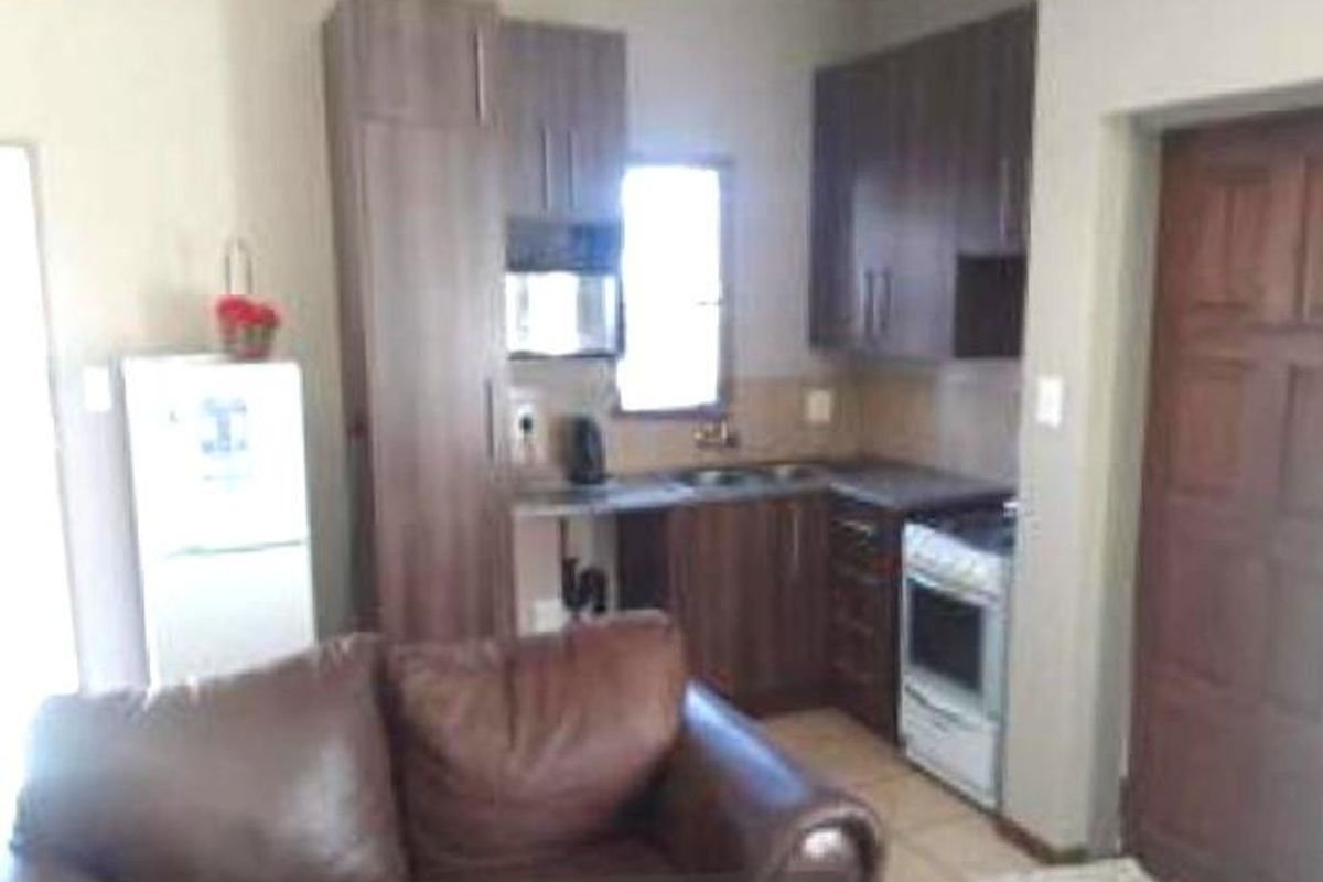 2 Bed Town house in Terra Nova, Trichardt for Sale - Photo 2