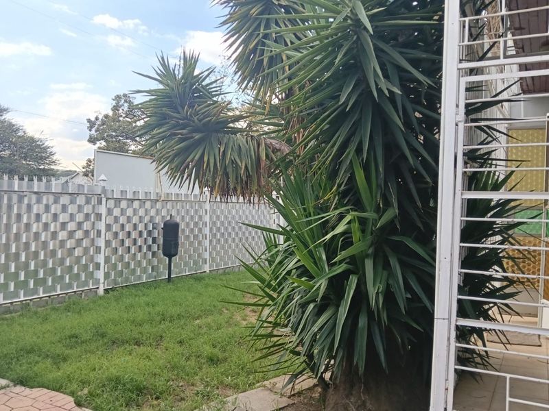 8 Bed House in Pretoria West for Sale - Photo 6