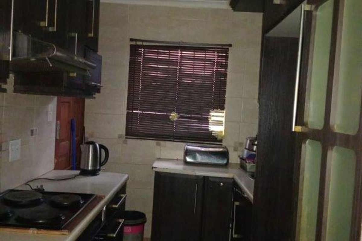 3 Bed House in Pretoria North for Sale - Photo 2