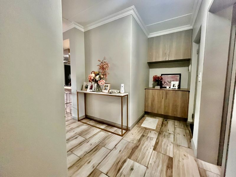 Modern 2 Bedroom Apartment with Spacious Balcony in Umthunzi Valley, Carlswald - Photo 10