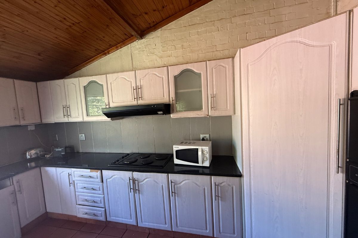 Alert Investors - Prime Student Accommodation Opportunity!!!! - Photo 3