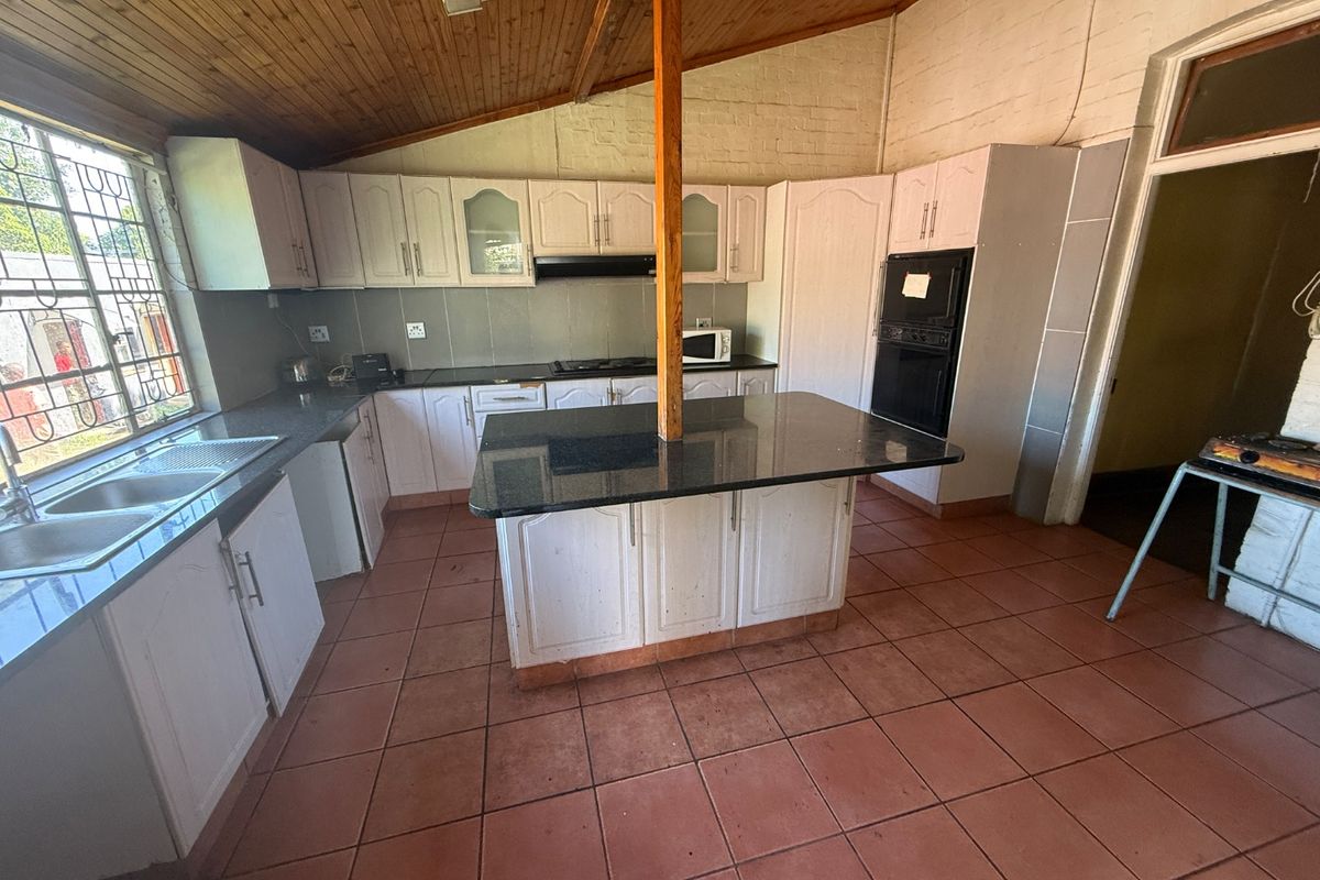 Alert Investors - Prime Student Accommodation Opportunity!!!! - Photo 4