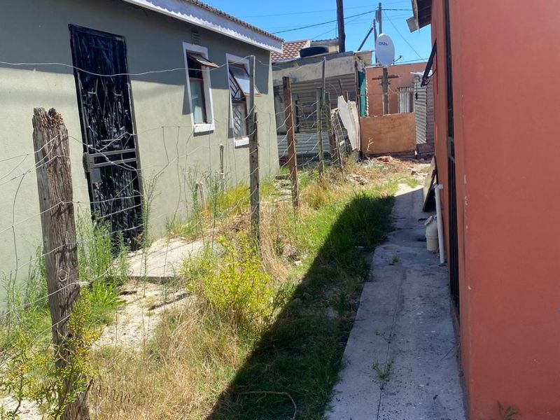 Neat 2-Bedroom Home for Sale in Mxolisi Phetani, Khayelitsha - Photo 10