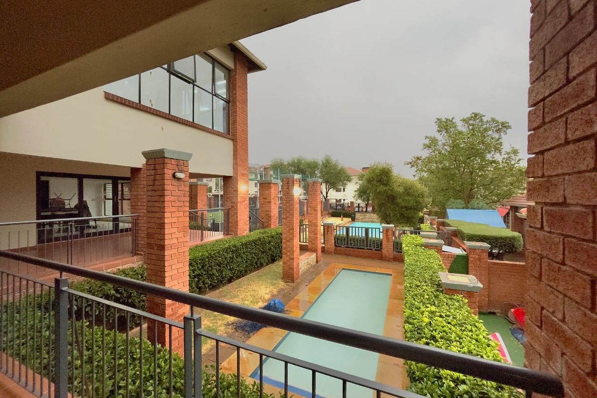 2 Bedroom 2 Bathroom for Sale  - Photo 5