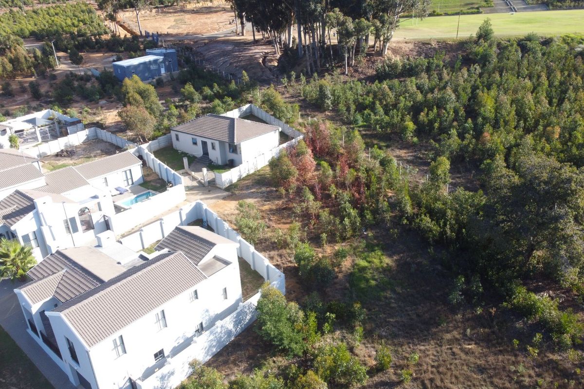 Vacant land for sale in upper Villiersdorp, close to schools - Photo 3