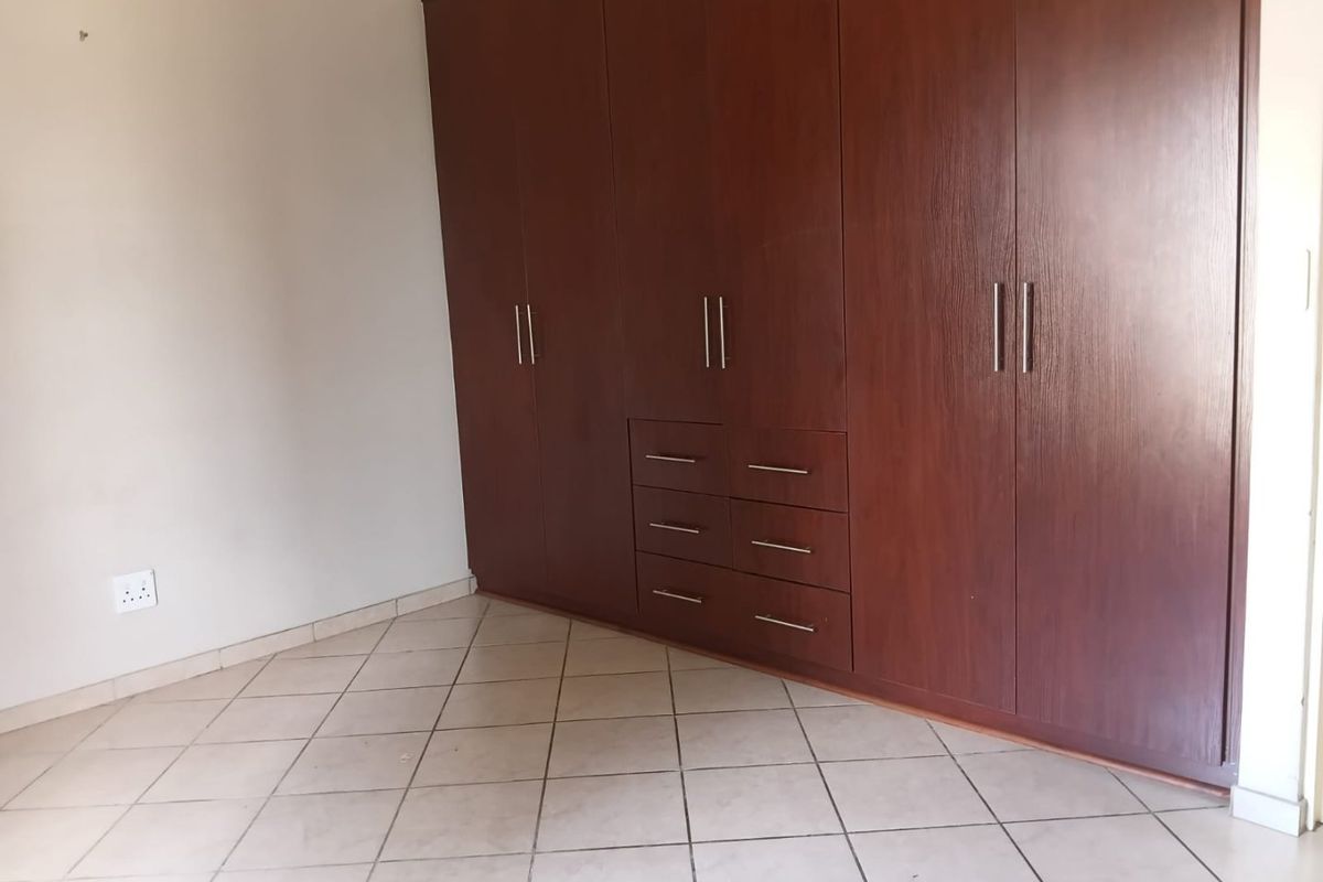 Beautiful Home for Sale in Secure Estate – Hoeveld Park - Photo 4