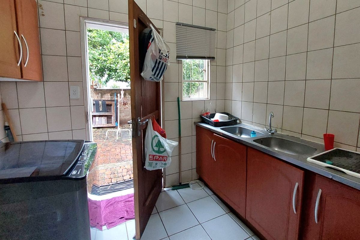 House for Sale in Secure Estate  Brits, North West - Photo 5