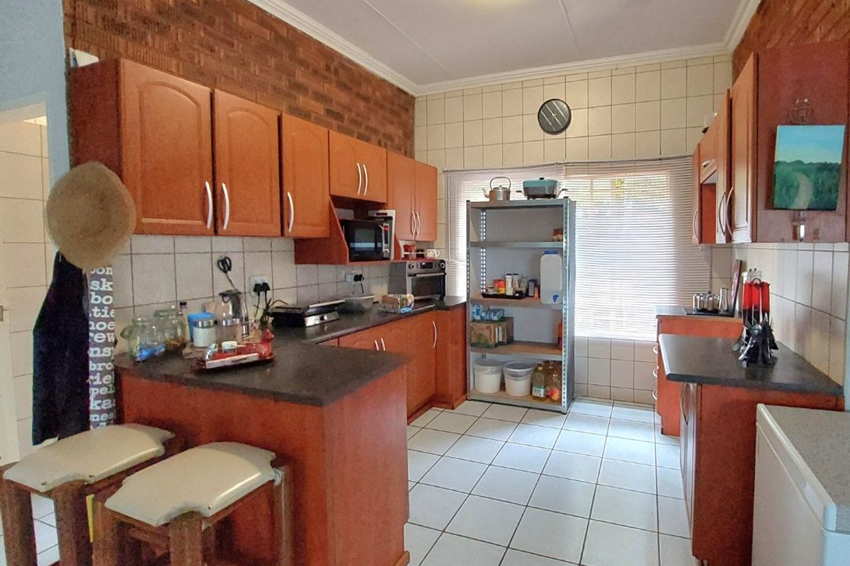 House for Sale in Secure Estate  Brits, North West - Photo 4