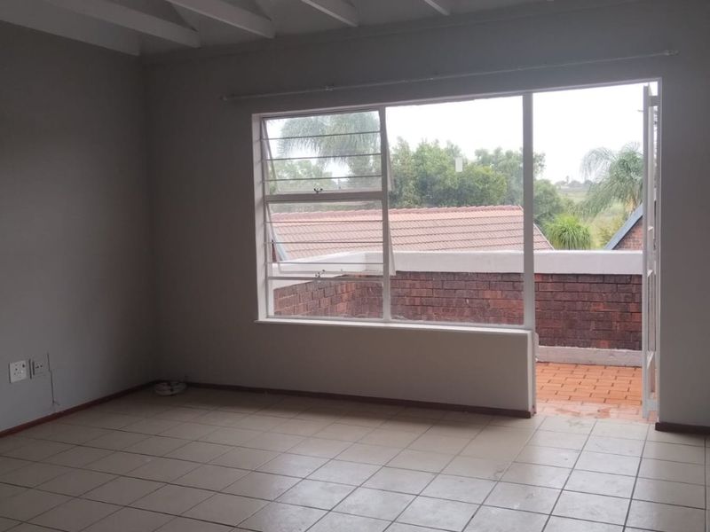 “Your Perfect First-Home Escape Awaits!” - Photo 3