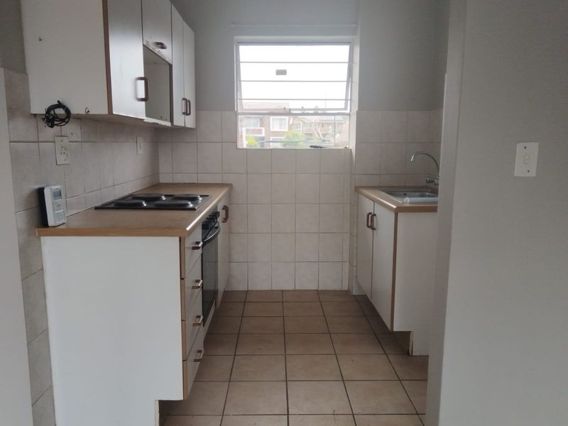 “Your Perfect First-Home Escape Awaits!” - Photo 9