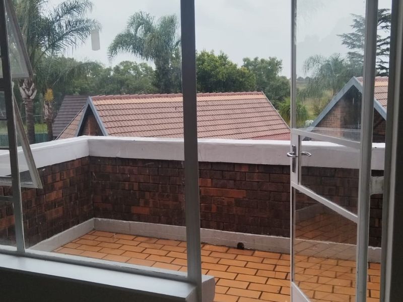 “Your Perfect First-Home Escape Awaits!” - Photo 7