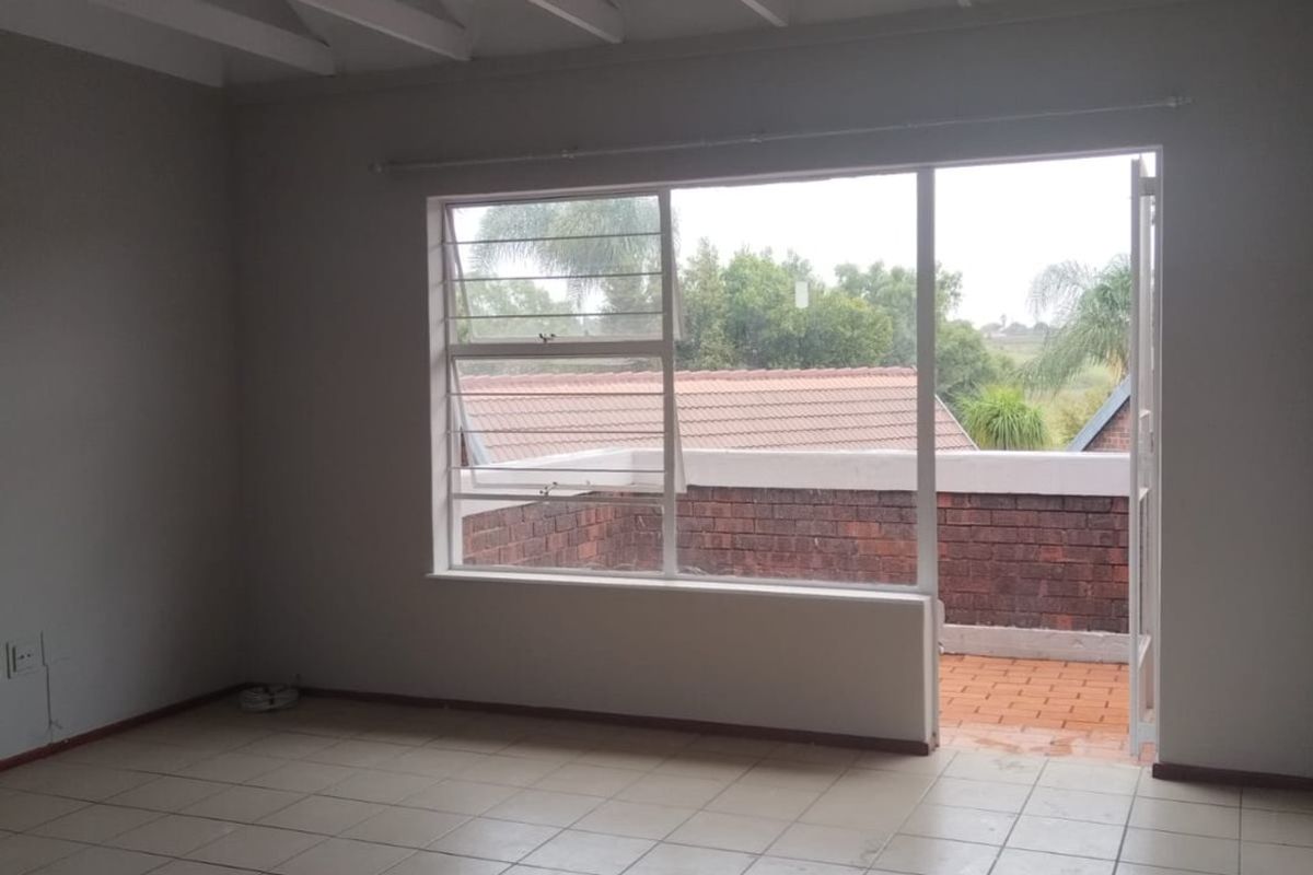 “Your Perfect First-Home Escape Awaits!” - Photo 4