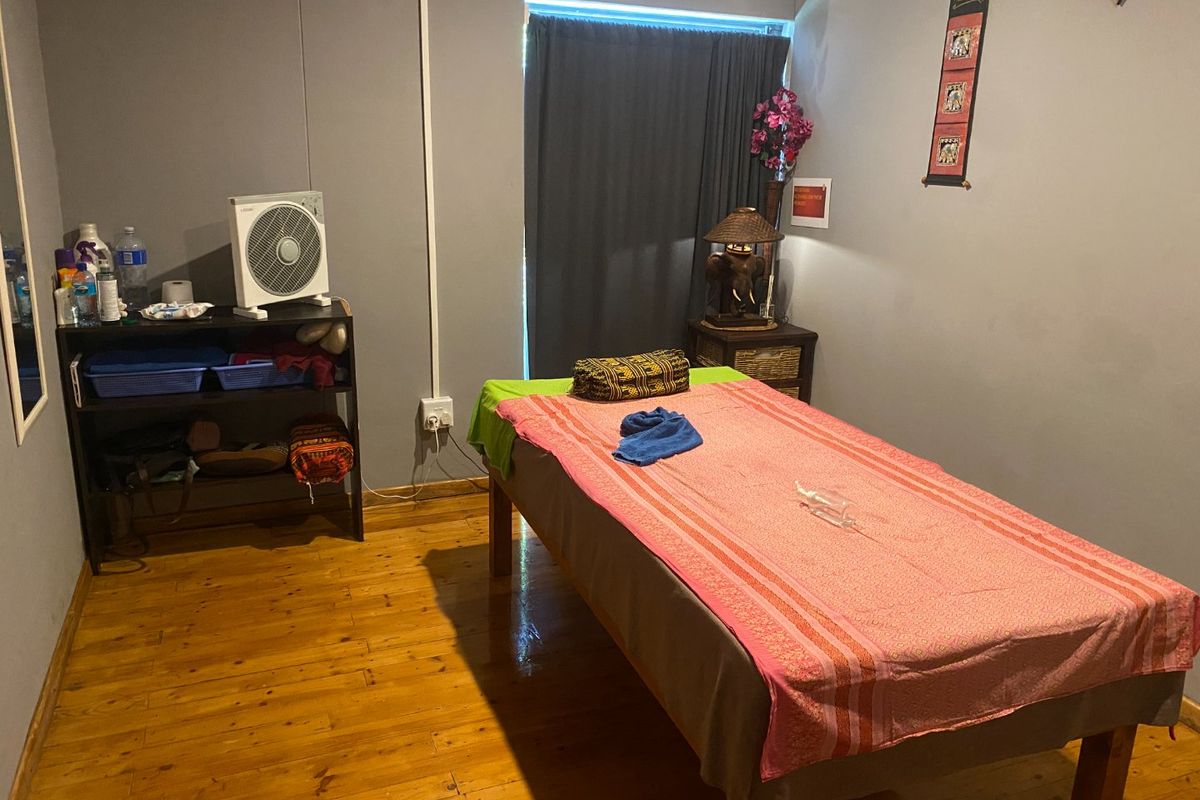 138m2 Retail Space for Sale  - Photo 4