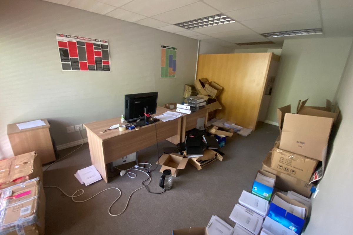 69m2 Commercial Space for Sale  - Photo 4