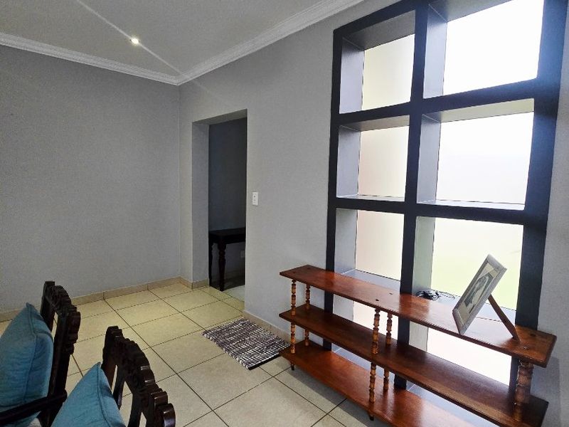 Inviting 3-Bedroom Home in a Secure and Family-Friendly Environment - Photo 4