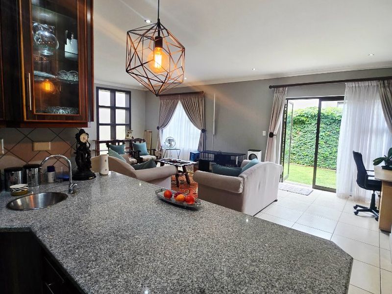 Inviting 3-Bedroom Home in a Secure and Family-Friendly Environment - Photo 9