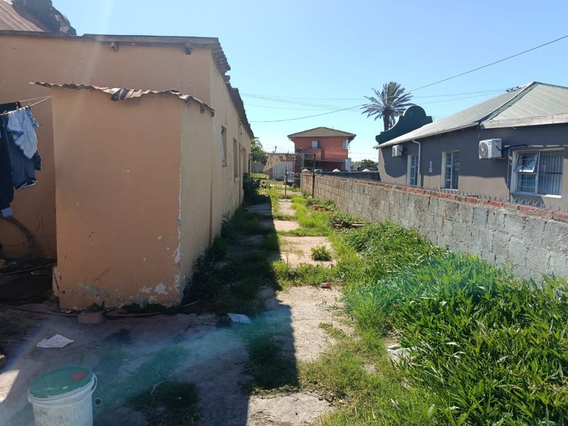 3 Bedroom House In Sidwell For Sale - Photo 4