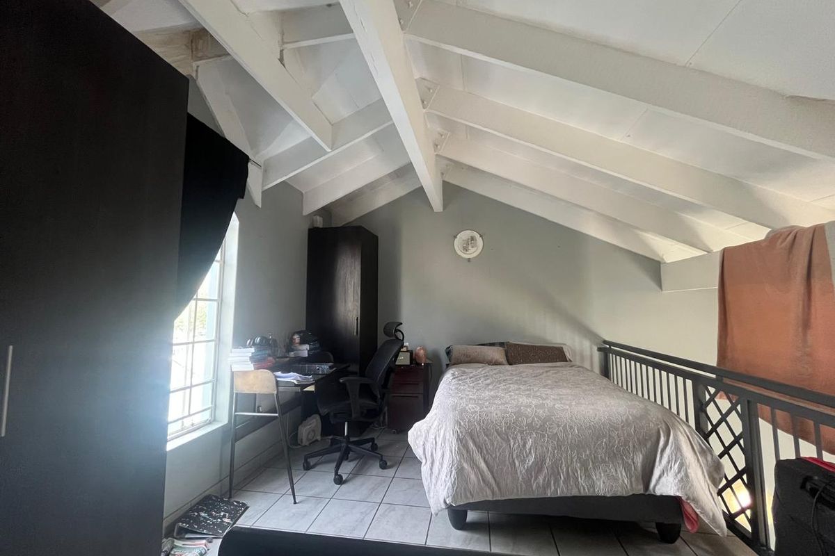 1 Bedroom Loft for Sale in Hatfield - Photo 5