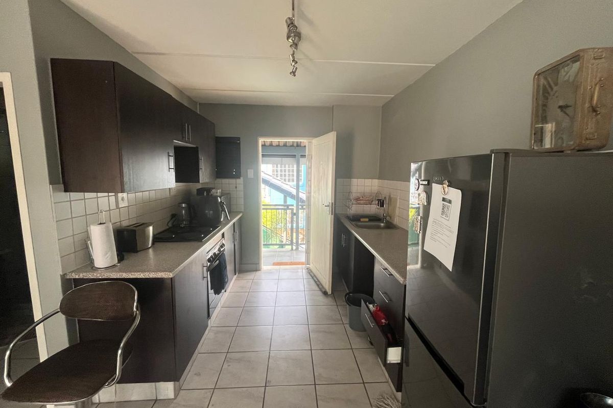 1 Bedroom Loft for Sale in Hatfield - Photo 3