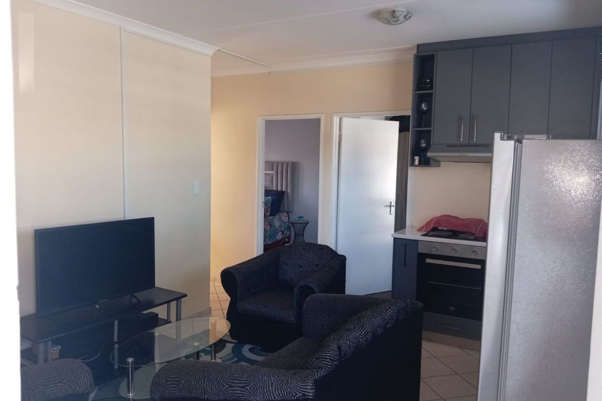 3-Bedroom Ground Floor Apartment in Bella Donna Security Estate - Photo 3