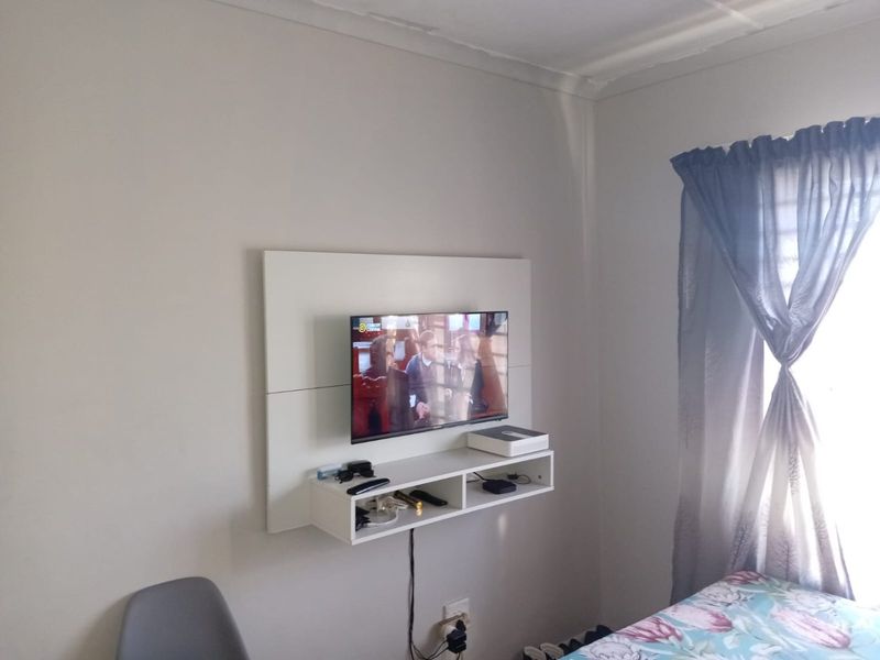 3-Bedroom Ground Floor Apartment in Bella Donna Security Estate - Photo 10