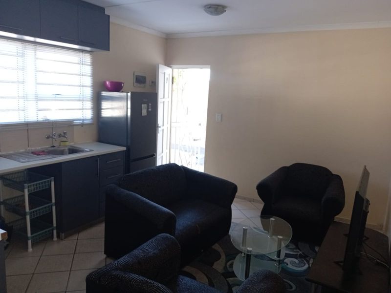 3-Bedroom Ground Floor Apartment in Bella Donna Security Estate - Photo 5