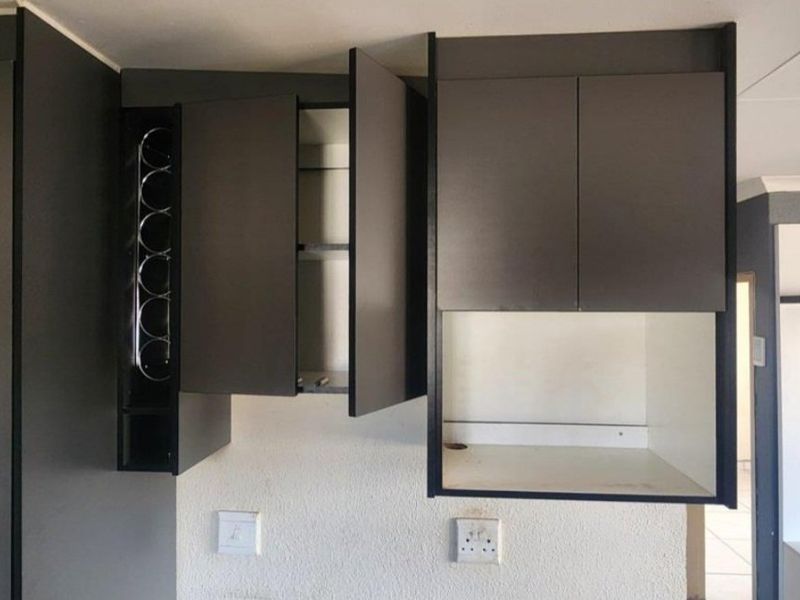 Spacious 2 bedroom and 1 bathroom house for sale in sky city  - Photo 6