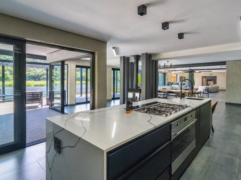 Ultra-Modern Waterfront Masterpiece with Private Jetty.  - Photo 4