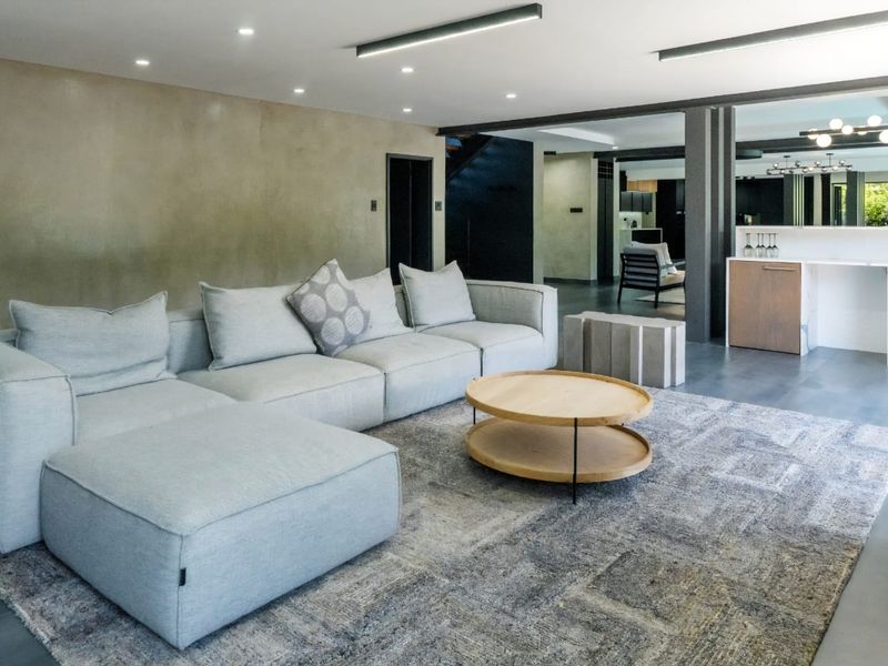 Ultra-Modern Waterfront Masterpiece with Private Jetty.  - Photo 8