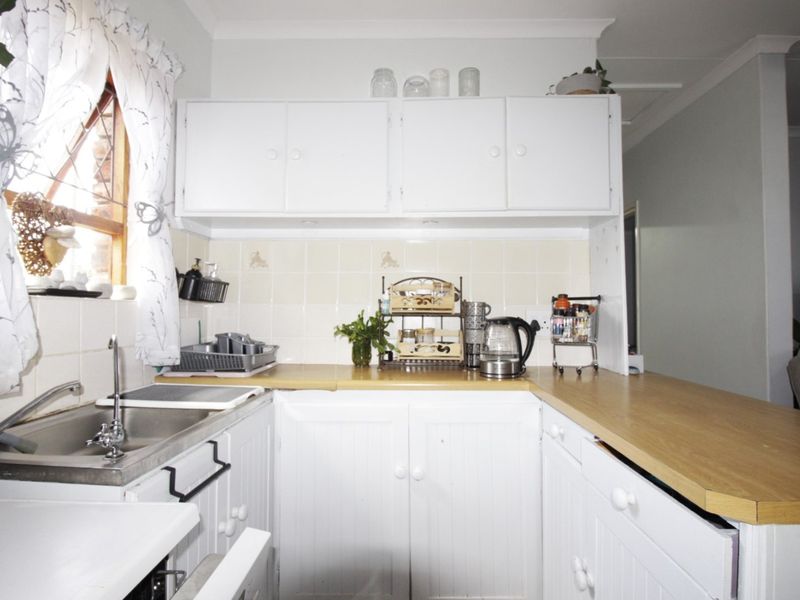 Walking distance to the beach - Photo 10