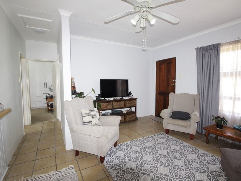 Walking distance to the beach - Photo 8