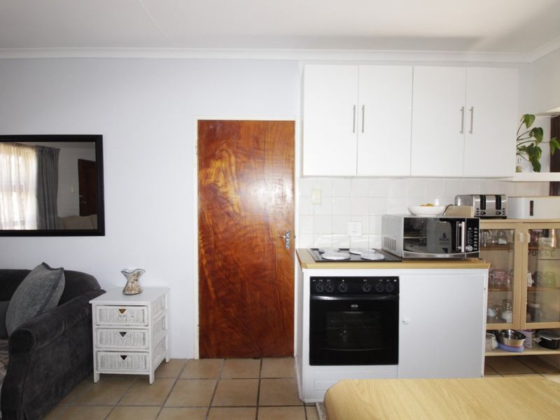 Walking distance to the beach - Photo 6