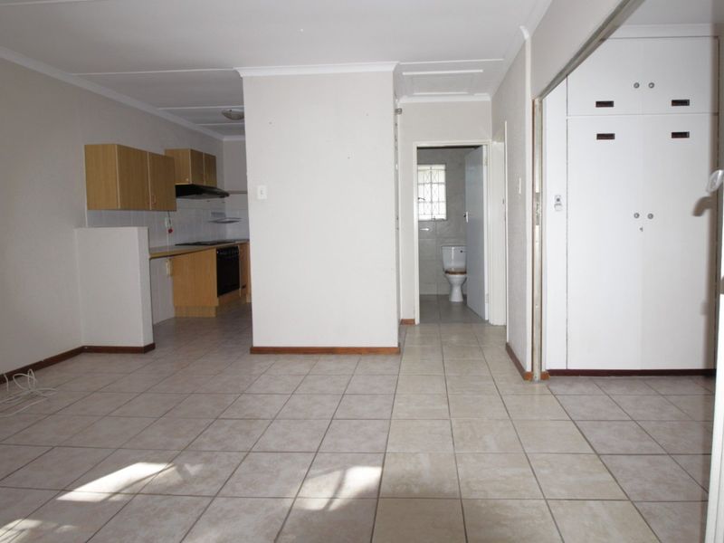 Relaxed Coastal Living  - Photo 9