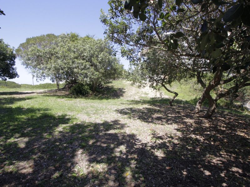 Vacant Stand with Sea Views in Peaceful Paradise Beach - Photo 4
