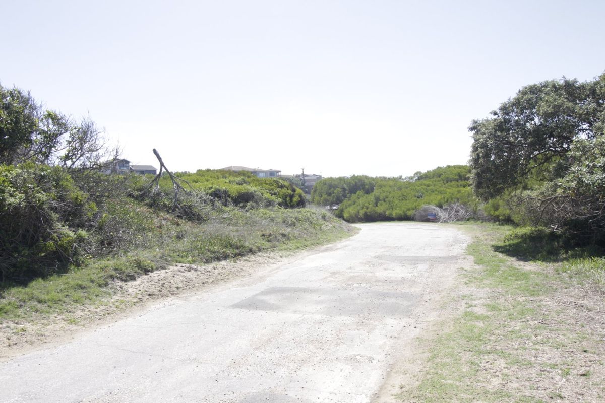 Prime Beachfront Stand with Uninterrupted Sea Views - Photo 5